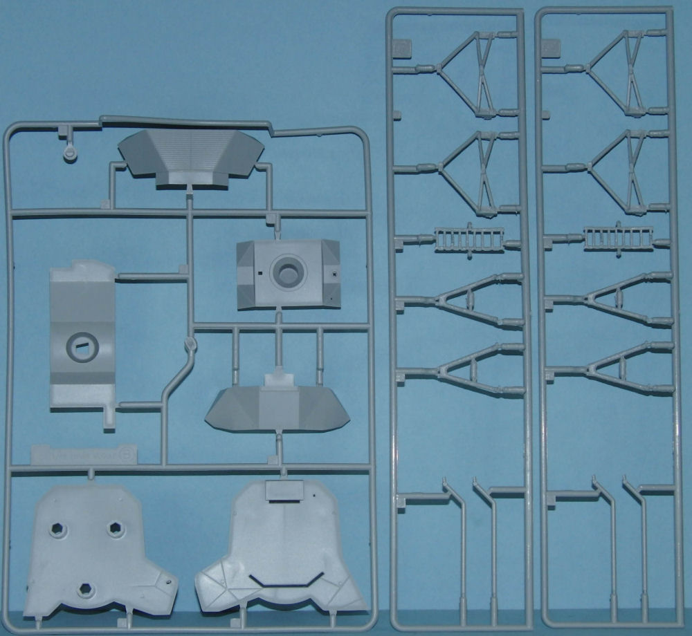 DML 11008 1/48 Apollo 11 Lunar Module 'Eagle' Parts Image 03