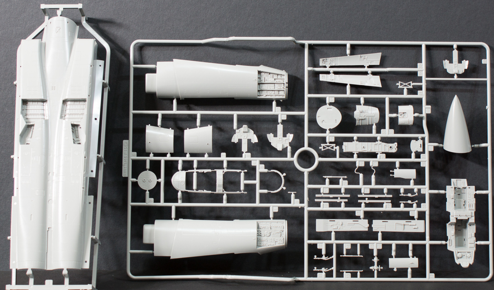 Great Wall Hobby 4815 1/48 F-15B/D Eagle Parts Image 02