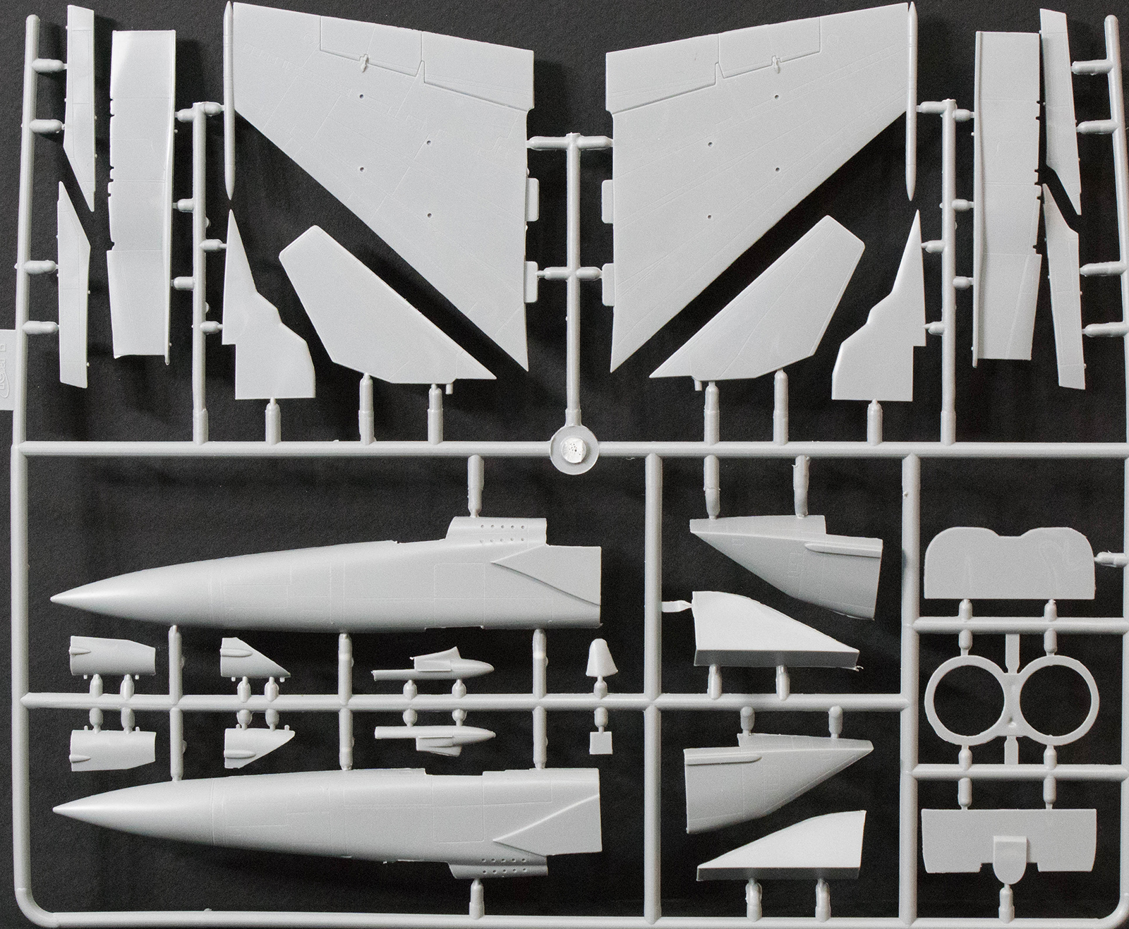 Hasegawa 02213 1/72 MiG-25PD Foxbat 'Russian AF' Kit First Look Image 01