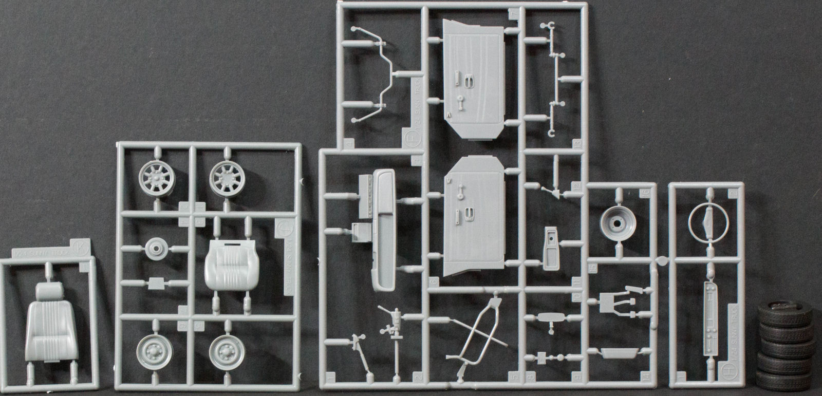 Hasegawa 20267 1/24 1973 Nissan Sunny Truck Long-Body Deluxe Kit First Look Image 02