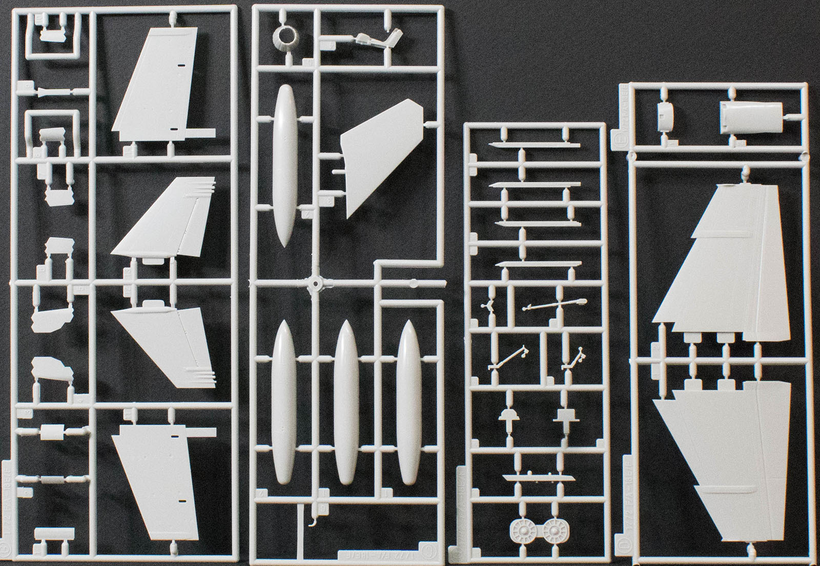 Hasegawa 52143 1/72 F/A-18E Super Hornet 'USS Ronald Reagan CVW-5 Special Box Part 2' Kit First Look Image 03