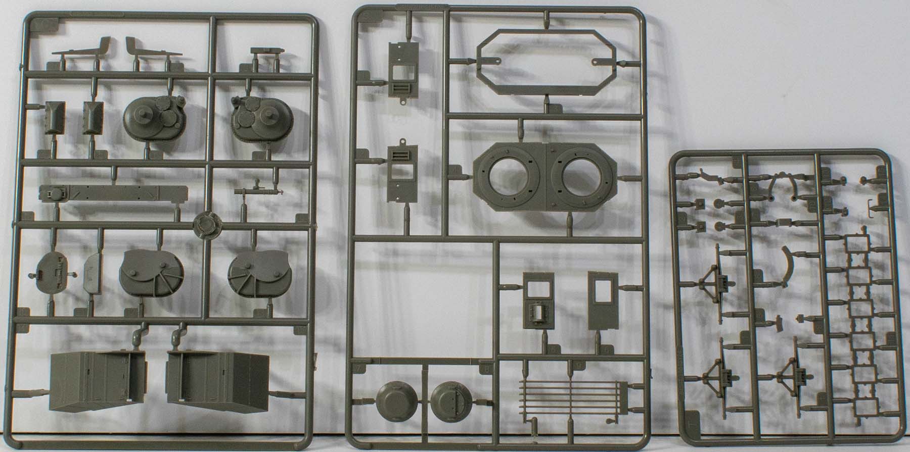 Hobby Boss 84547 1/35 IDF Puma CEV Parts Image 03