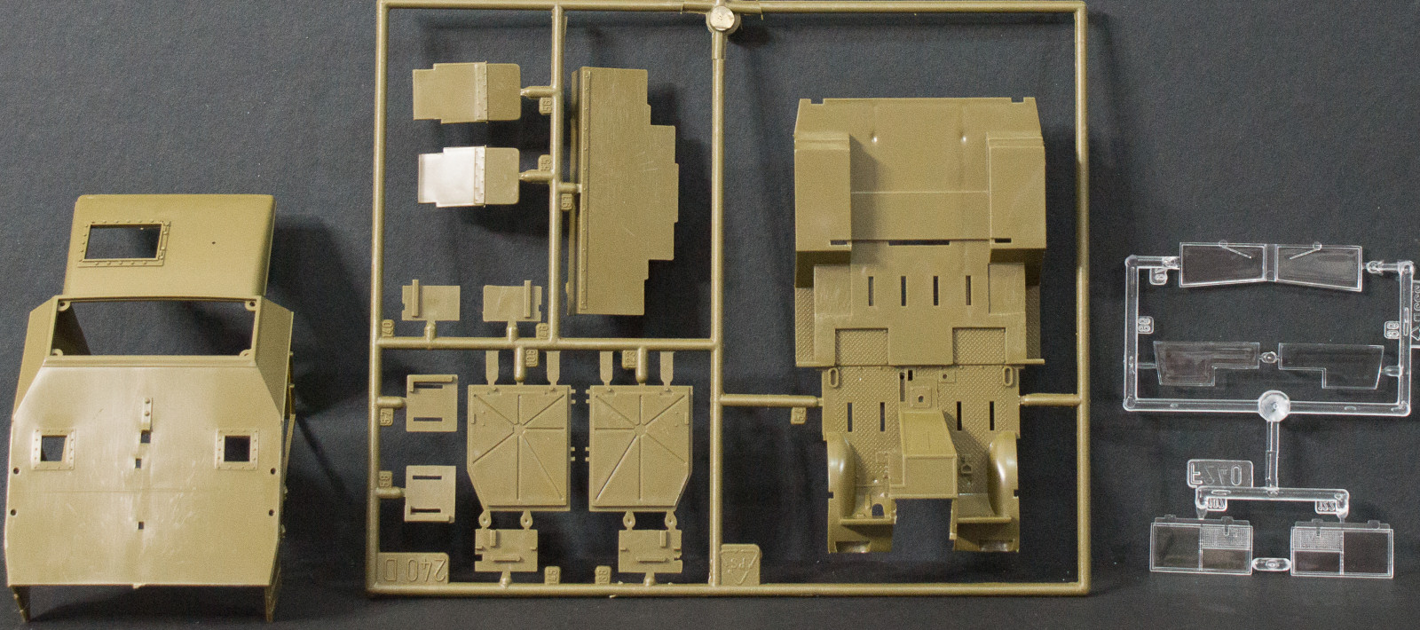 Italeri 0240 1/35 Chevrolet Gun Tractor Parts Image 01