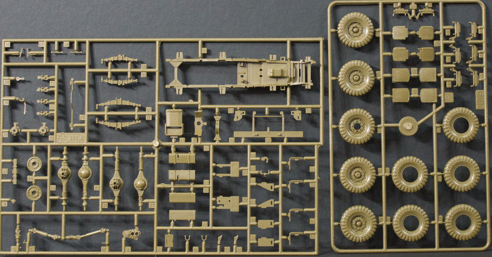 Italeri 0240 1/35 Chevrolet Gun Tractor Parts Image 02