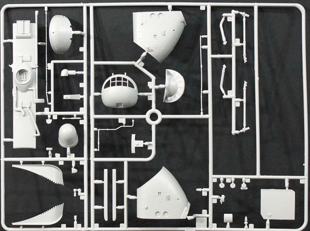 Italeri 2732 1/48 Wessex HAS.3 Parts Image 02