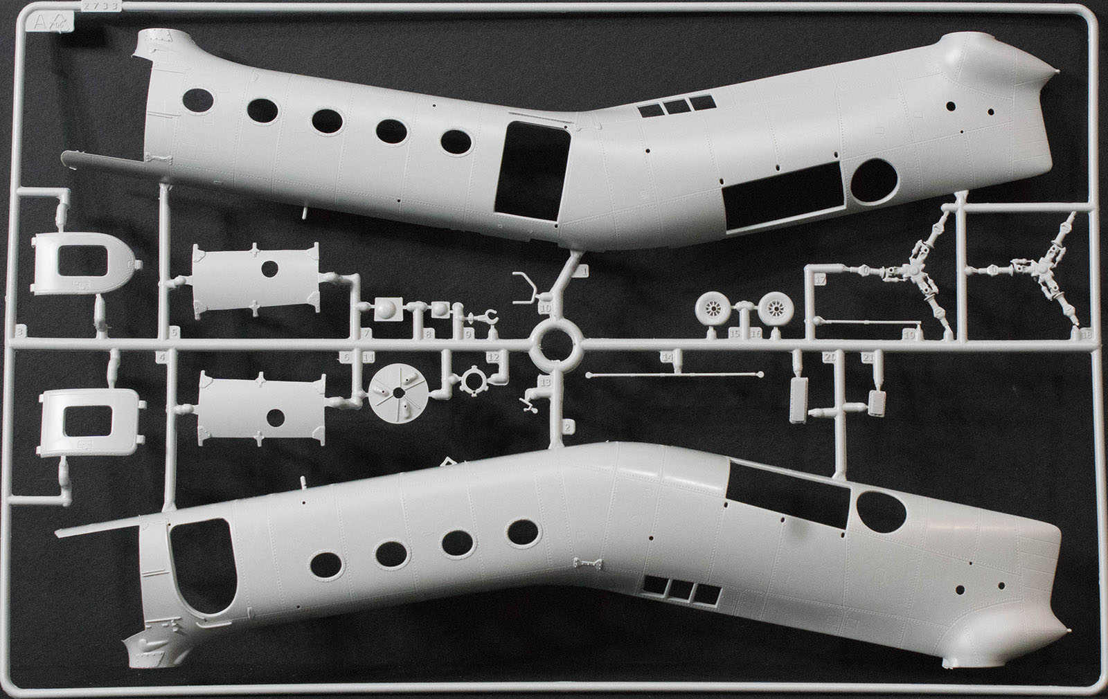 Italeri 2733 1/48 H-21C Shawnee Parts Image 01