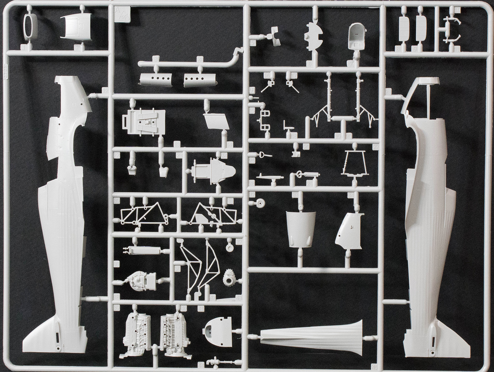 Italeri 2768 1/48 Hurricane Mk.I Trop Parts Image 01