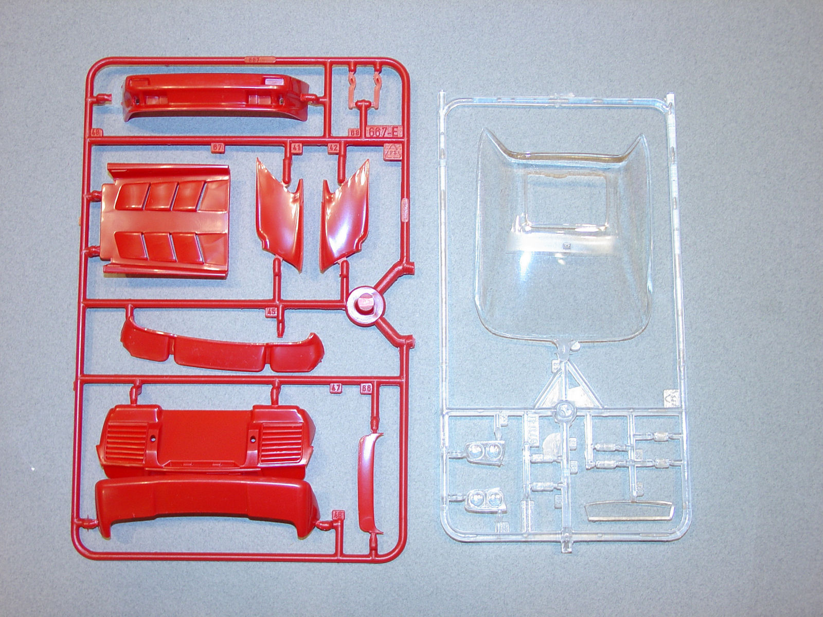 Italeri 3685 1/24 Lamborghini Diablo Parts Image 03