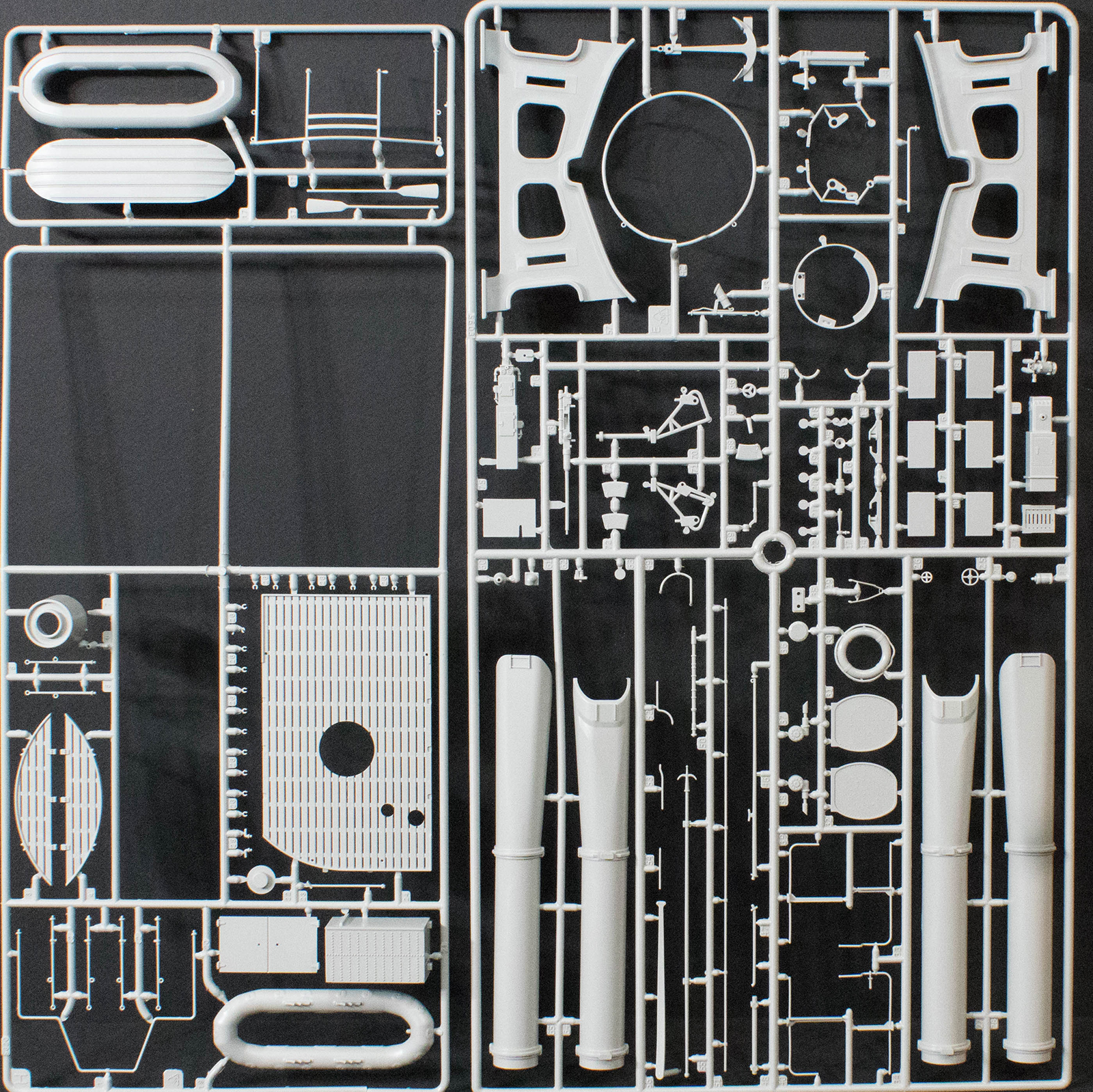 Italeri 5620 1/35 Schnellboot Typ S-38 Parts Image 04