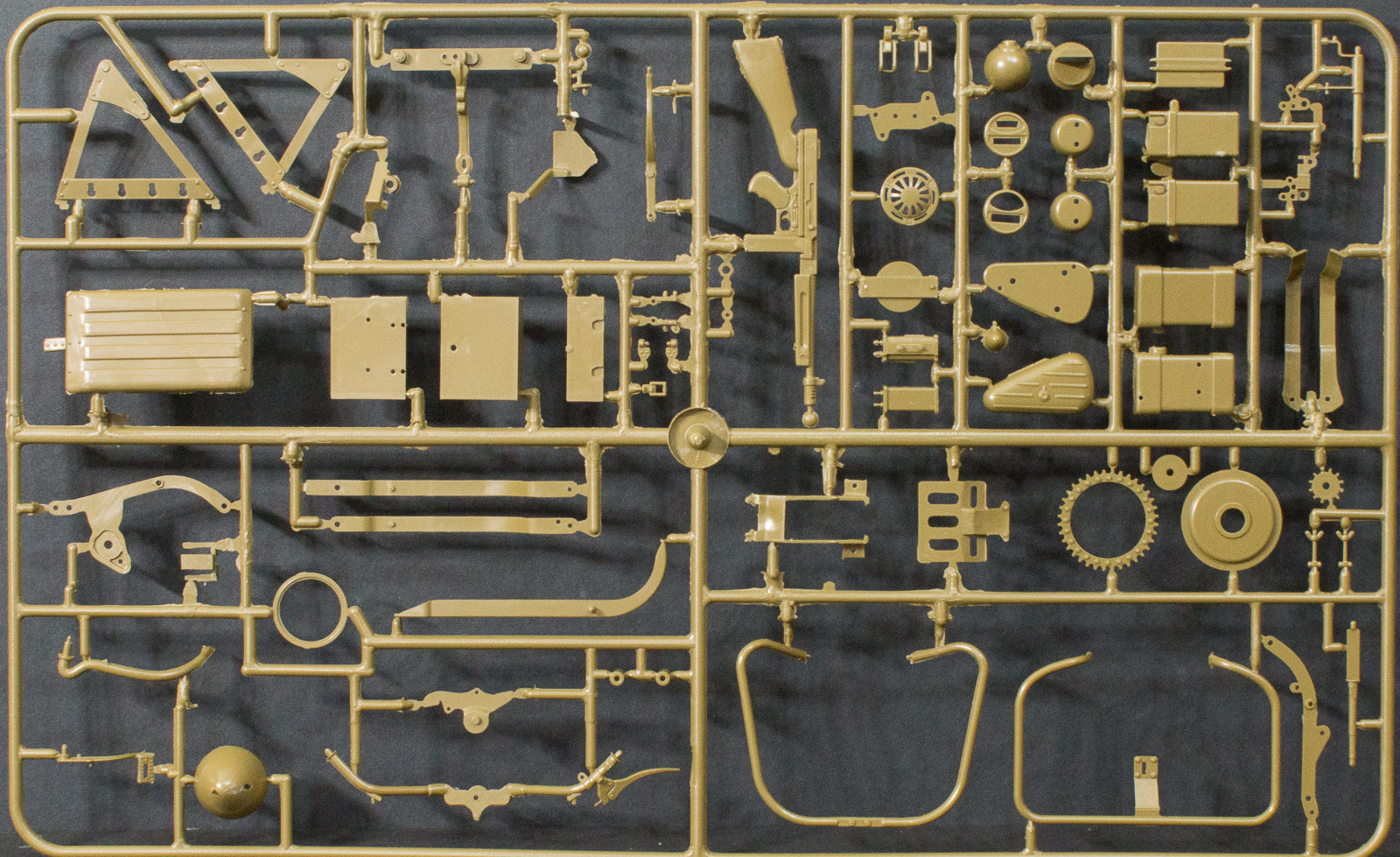 Italeri 7401 1/9 WLA 750 Parts Image 01