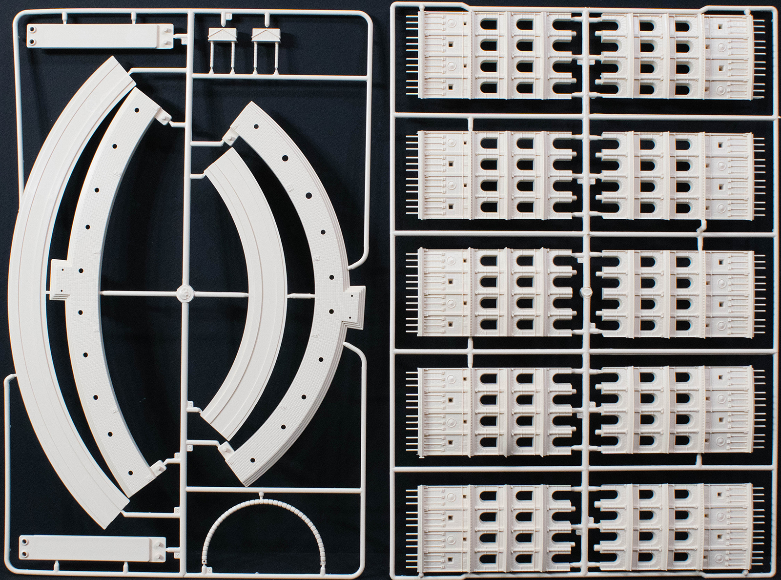 Italeri 68003 1/500 The Colosseum Parts Image 02