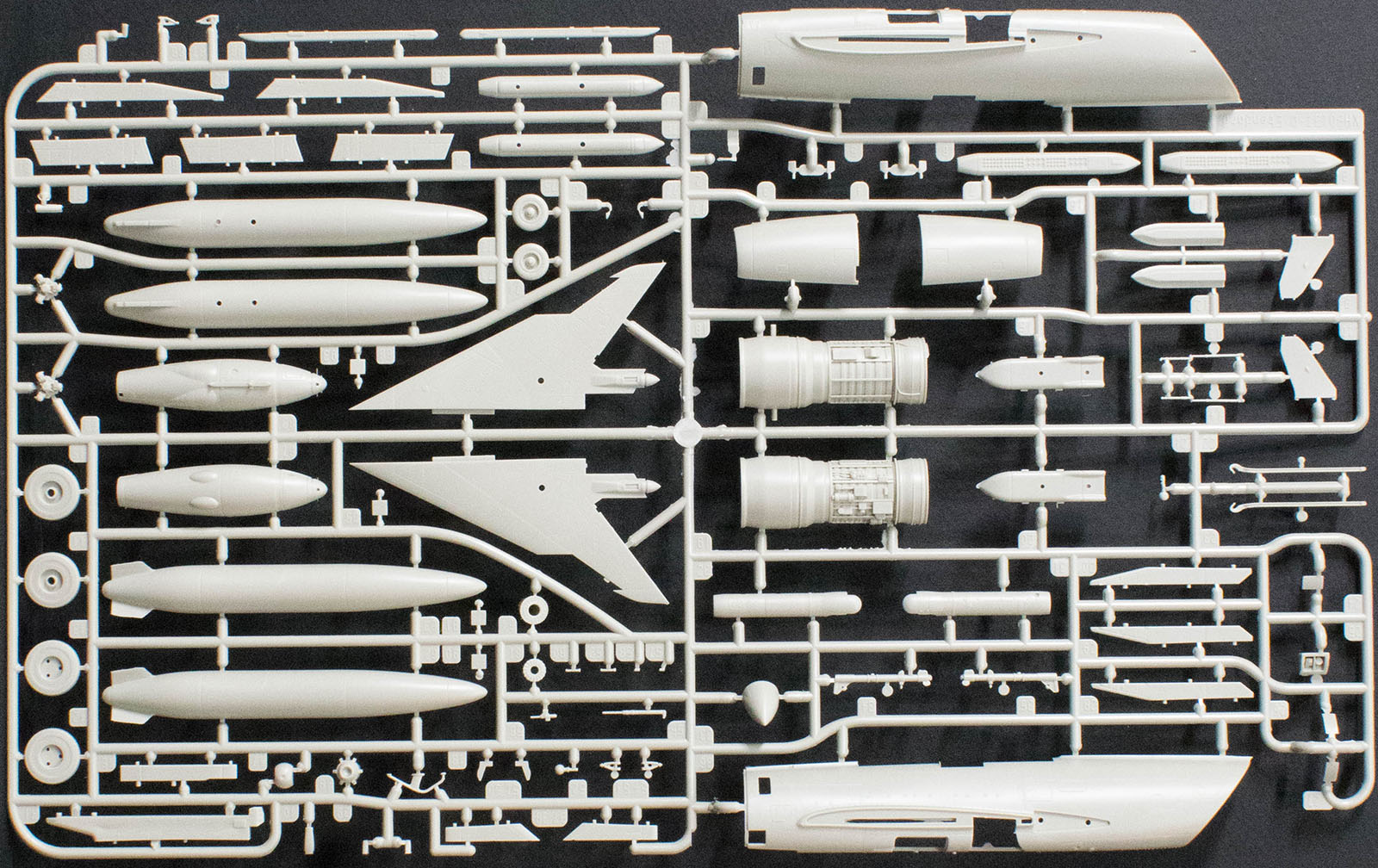 Kitty Hawk Models 80137 1/48 Etendard IVM/IVP Review Image 03