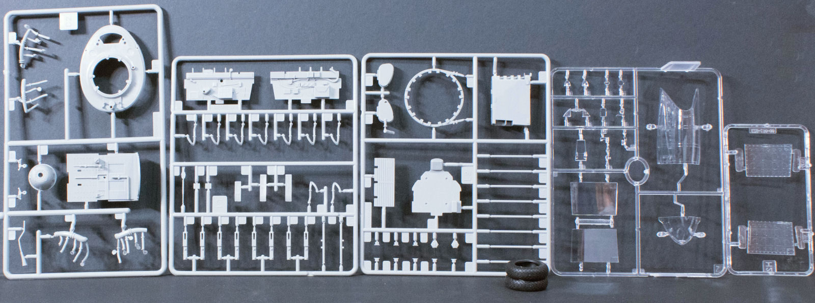 Kinetic K3208 1/24 P-47D Razorback Thunderbolt Parts Image 04