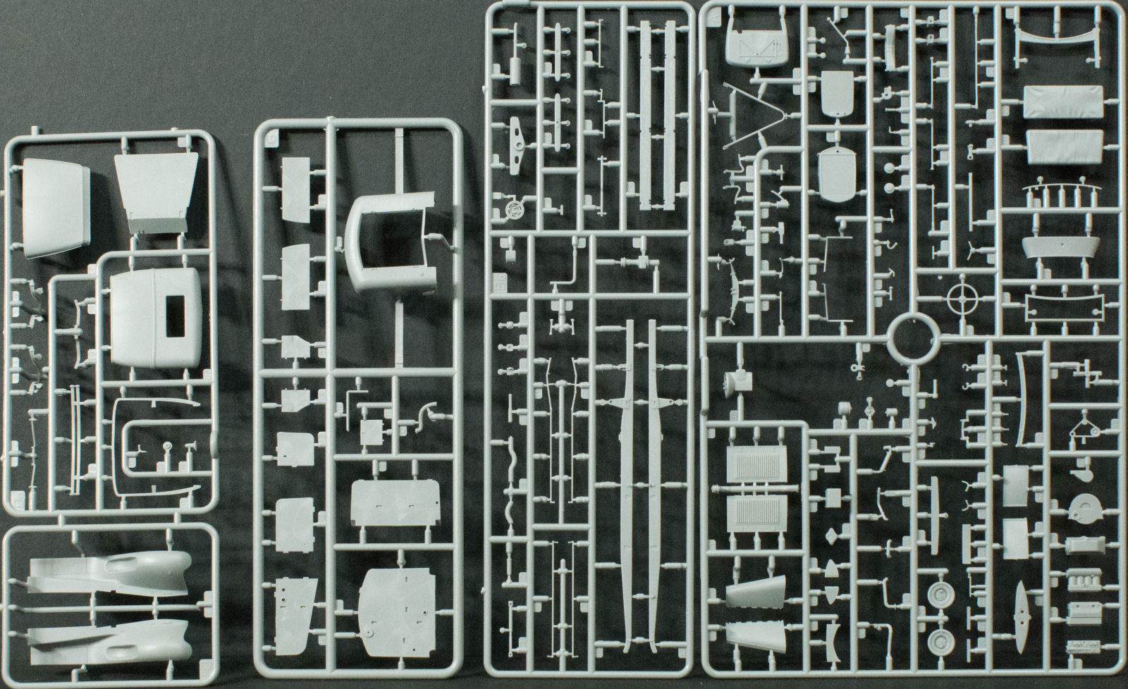 MiniArt 35145 1/35 BZ-38 Refueller Parts Image 02