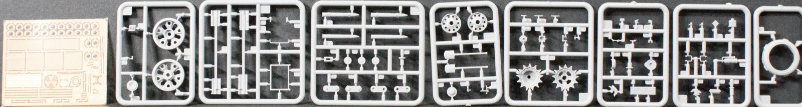 MiniArt 37002 1/35 T-44M Medium Tank Parts Image 03