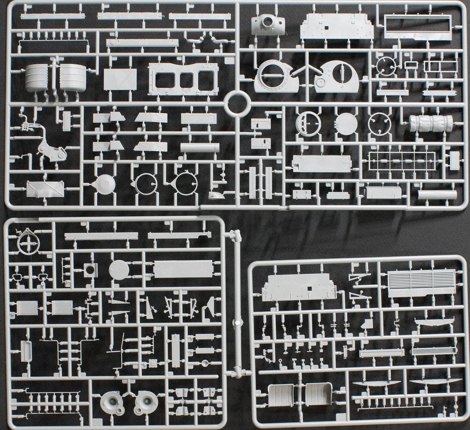 MiniArt 37003 1/35 T-54-1 Soviet Medium Tank Parts Image 01