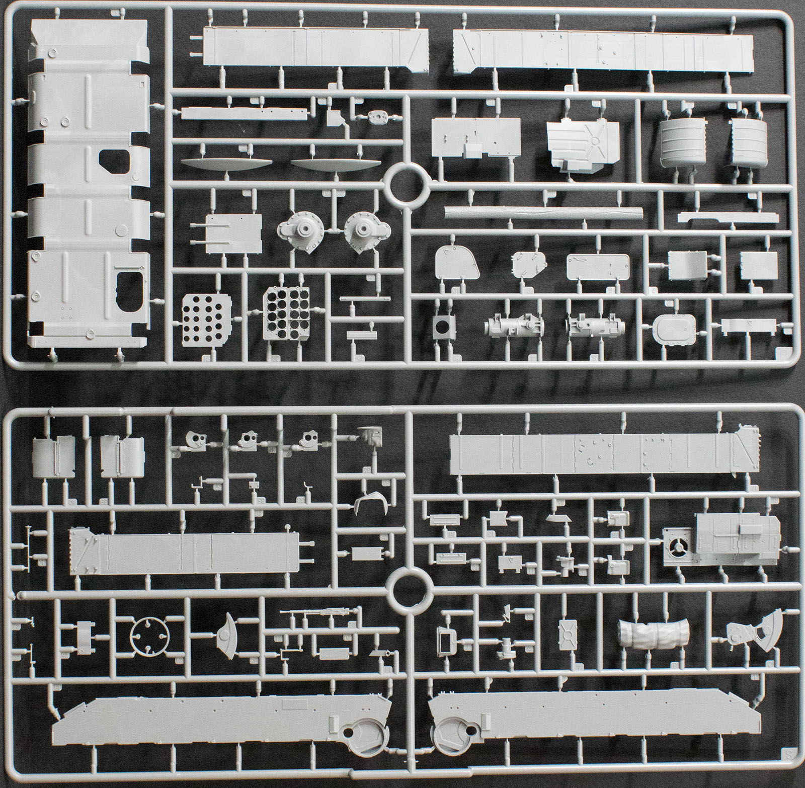 MiniArt 37018 1/35 T-55 m1963 Medium Tank Parts Image 02