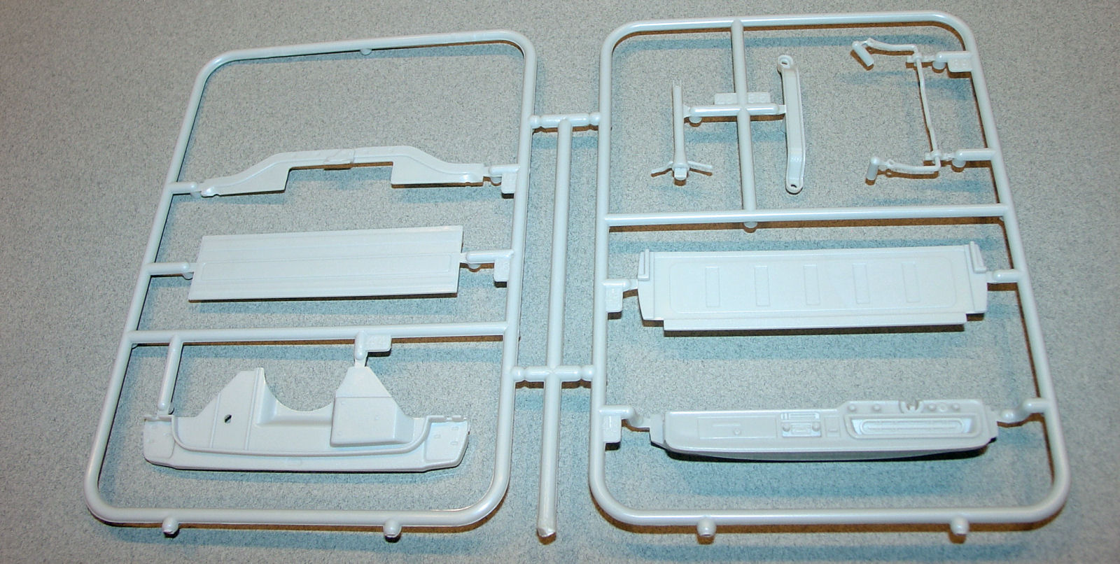 Moebius Models 1208 1/25 1971 Ford Ranger Pickup First Look Parts Image 06