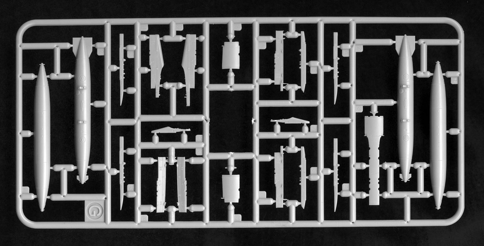 Modelsvit 72048 1/72 Su-17M3R (Fitter) Review Image 08