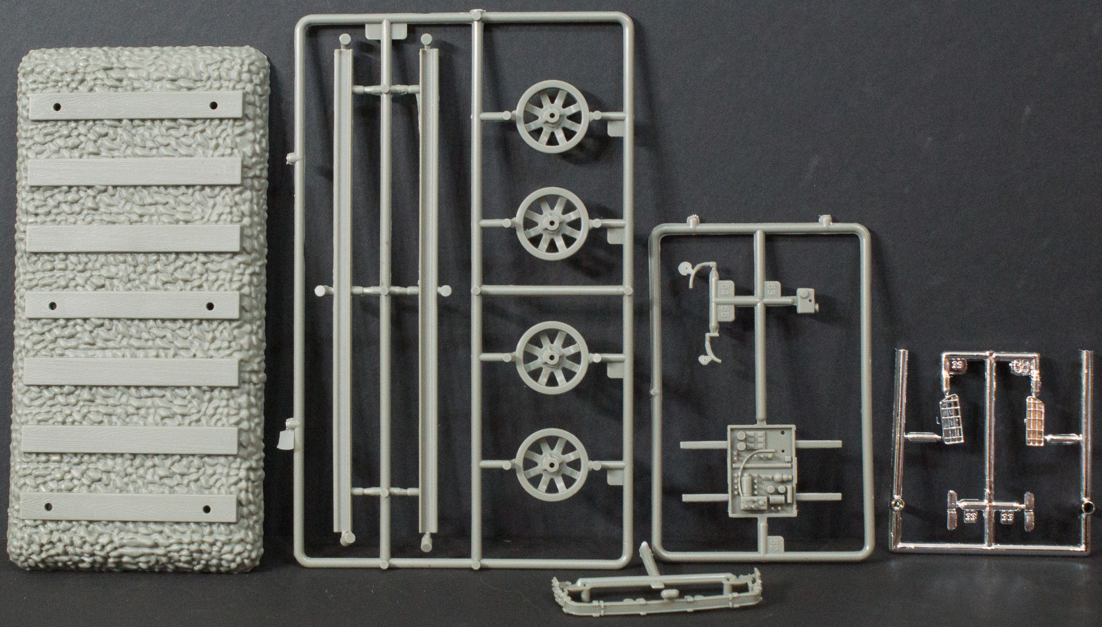 Polar Lights 0932 1/25 Back to the Future III Time Machine Mark IV Parts Image 03