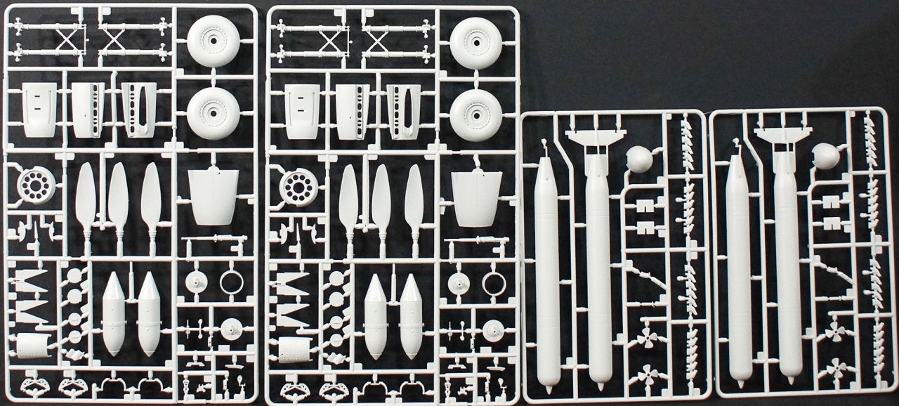 Revell 04836 1/32 Heinkel He 111H-6 Kit First Look Image 05