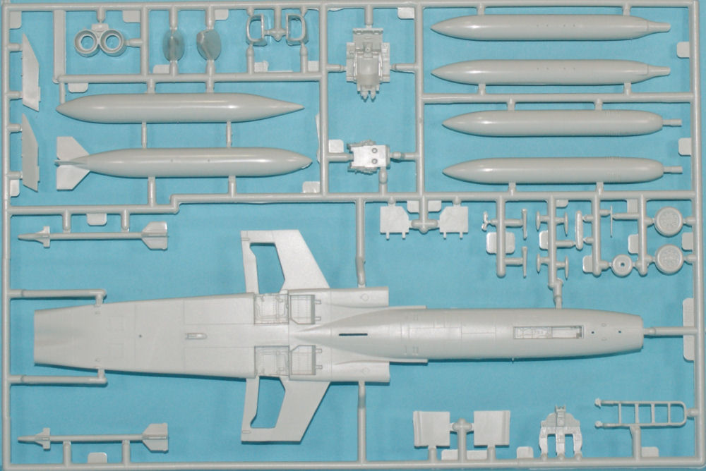 Revell 85-5318 1/48 F-5E Tiger II Kit Image 02