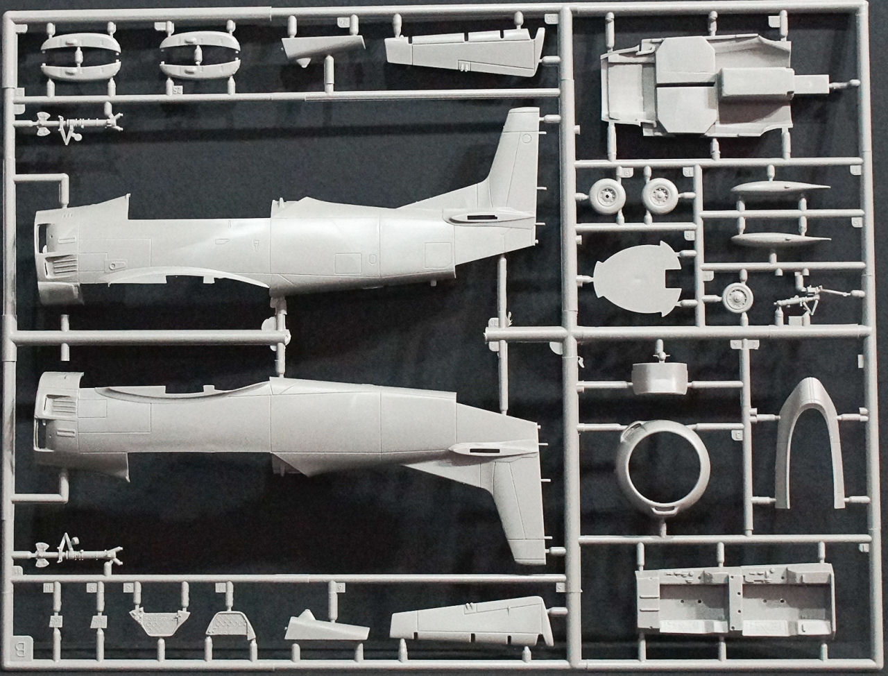 Roden 0451 1/48 T-28C Trojan Kit First Look Image 01