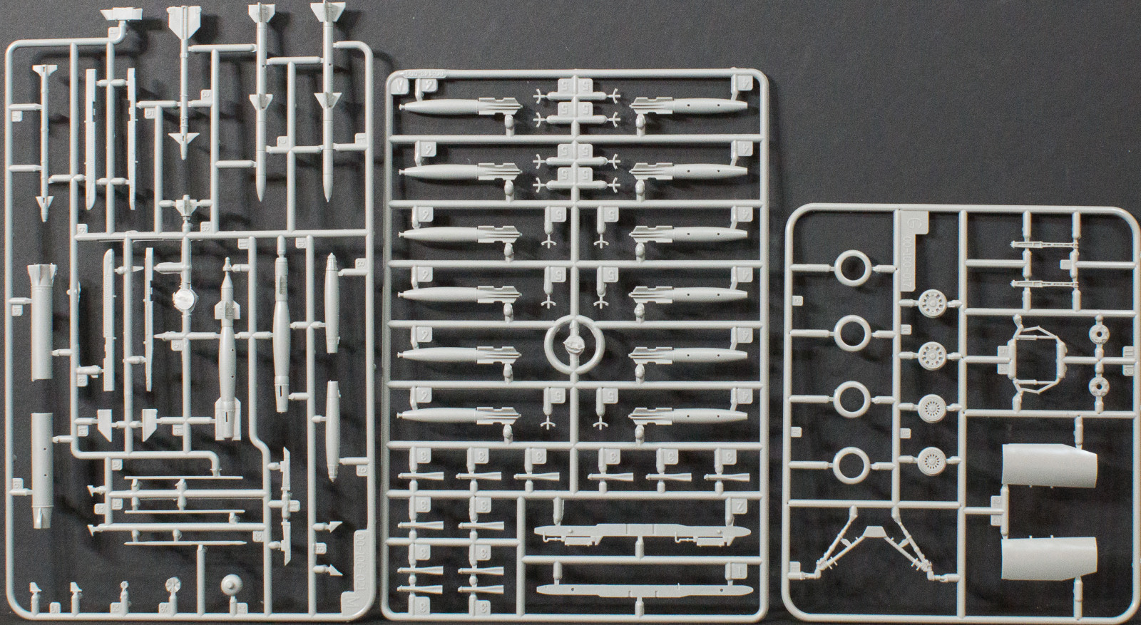 Skunkmodels 1/48 F-16XL Parts Image 04