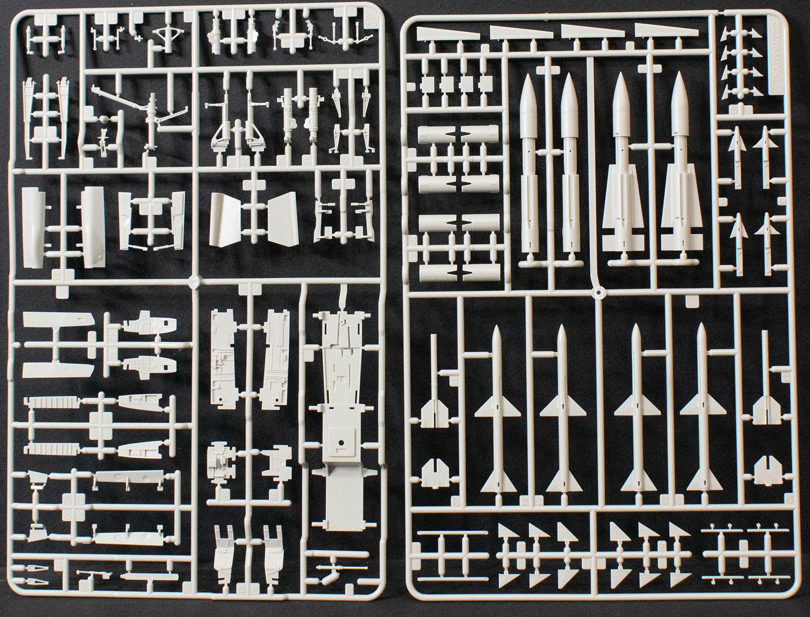 Tamiya 61118 1/48 F-14D Tomcat Parts Image 05