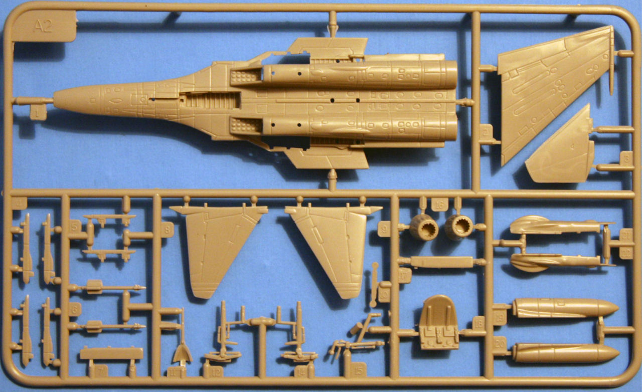 Trumpeter 01329 1/144 Su-34 Strike Flanker First Look Image 02