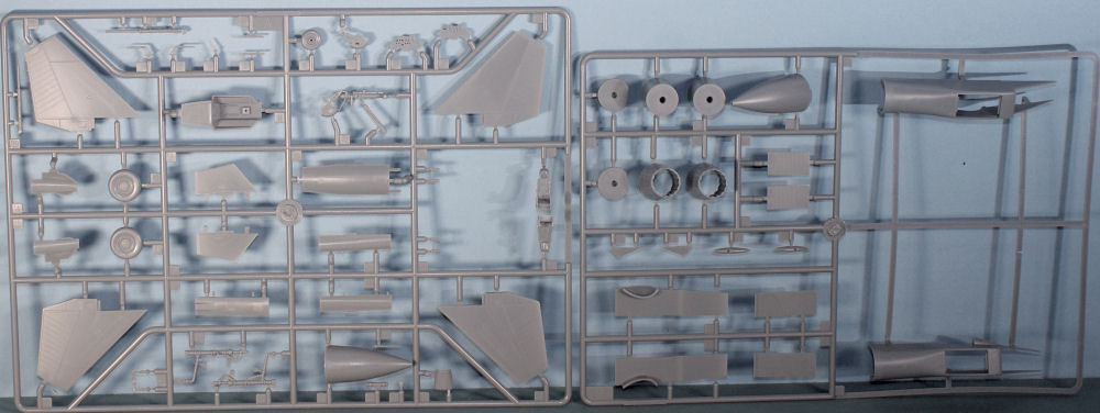 Trumpeter 01659 1/72 Su-27MKK Flanker G Parts Image 02