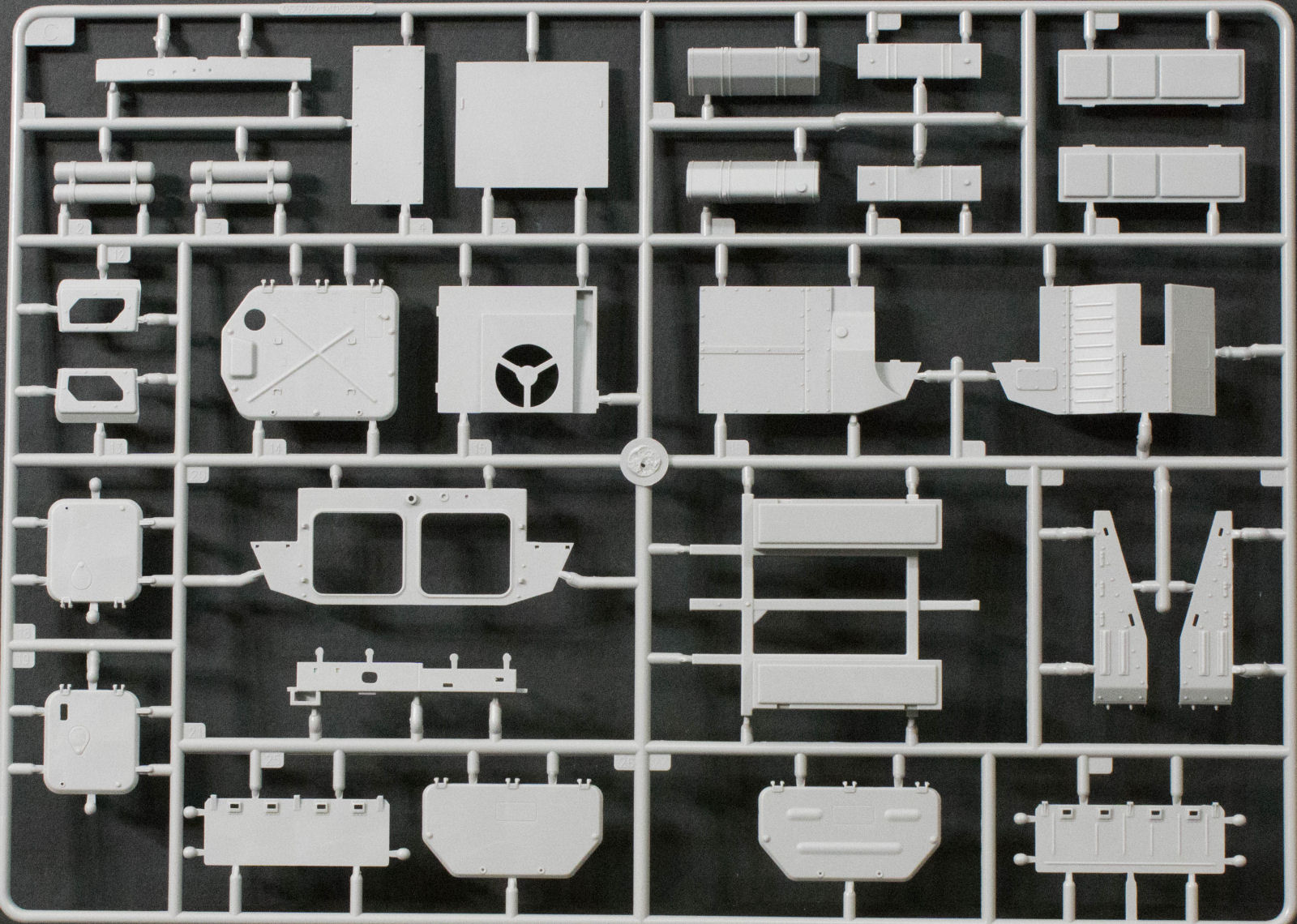 Trumpeter 05578 1/35 MT-LB First Look Image 02