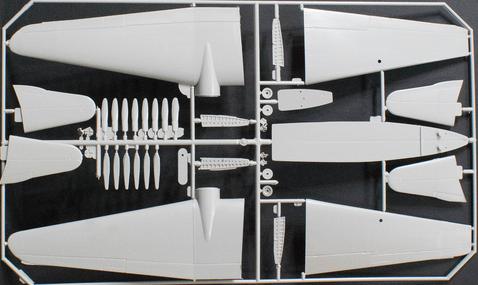 Williams Brothers 72346 1/72 C-46 Commando Parts Image 02