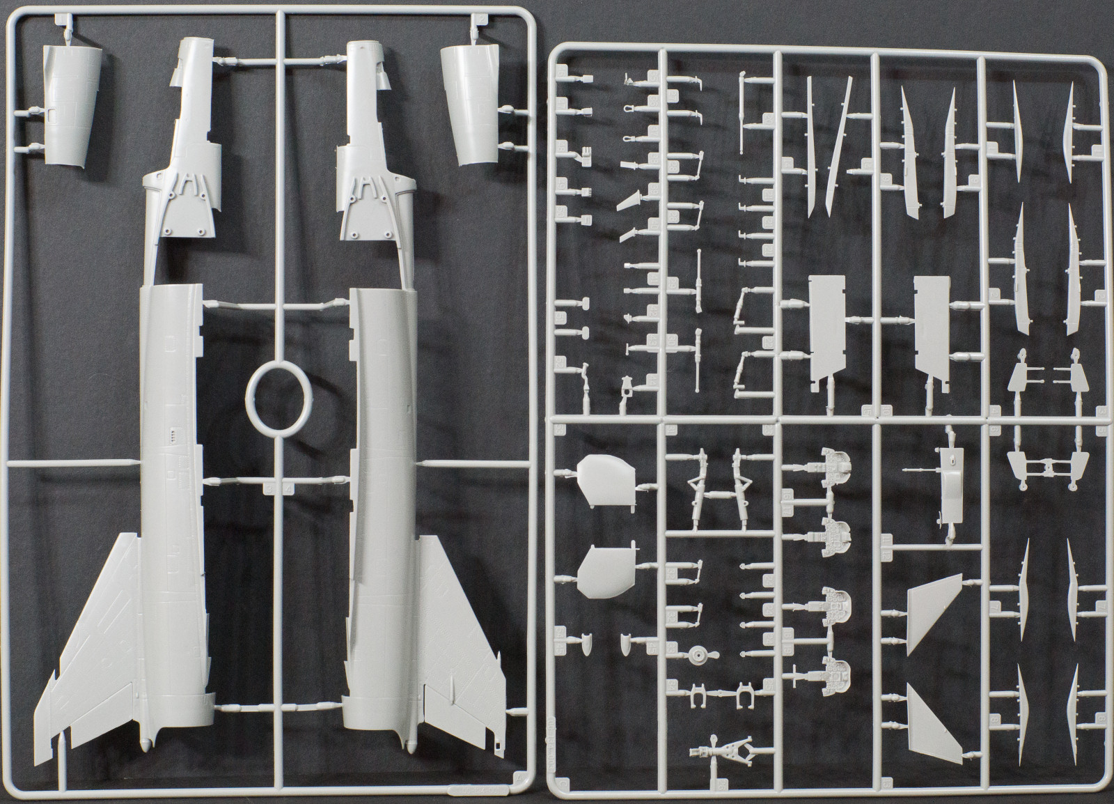 Wingman Models 48013 1/48 IAI Nesher/Dagger/Finger Parts Image 01