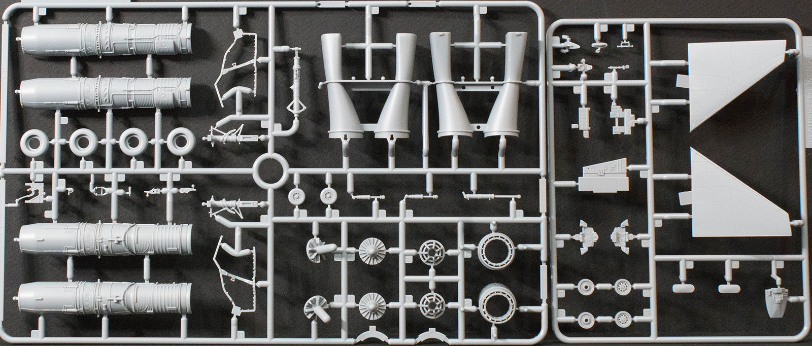 Zoukei-Mura Inc. 48005 1/48 F-4S Phantom II Parts Image 03