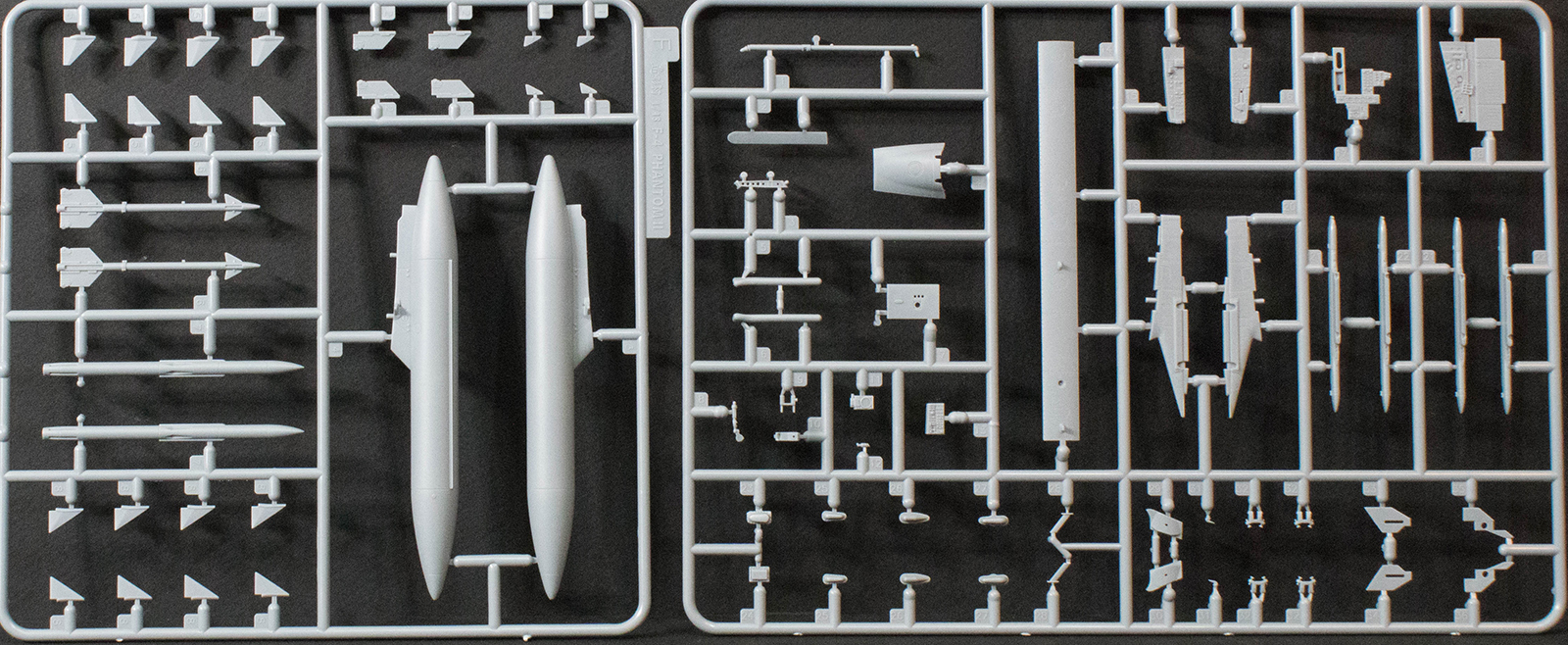 Zoukei-Mura Inc. 48005 1/48 F-4S Phantom II Parts Image 05