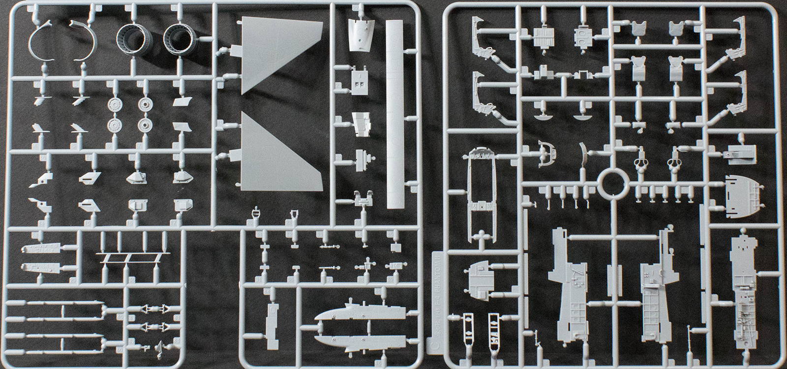 Zoukei-Mura Inc. 48007 1/48 F-4D Phantom II Parts Image 02