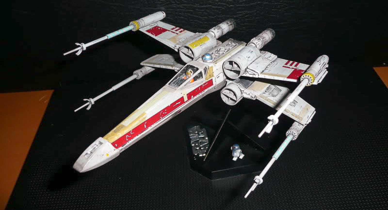 CultTVman Science Fiction 2014 - 1/72 Incom T-65 X-Wing Image A010_01