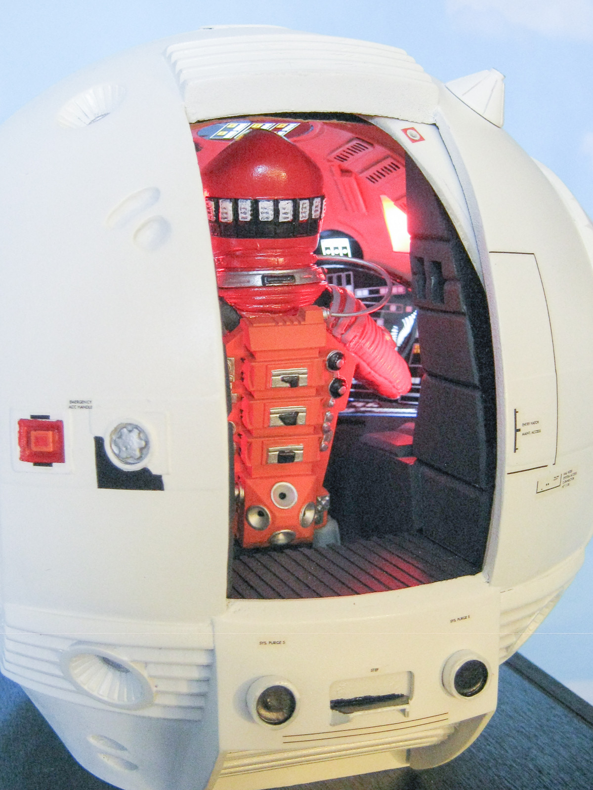 CultTVman Science Fiction 2014 - 1/12 2001 EVA Pod Image A016_03