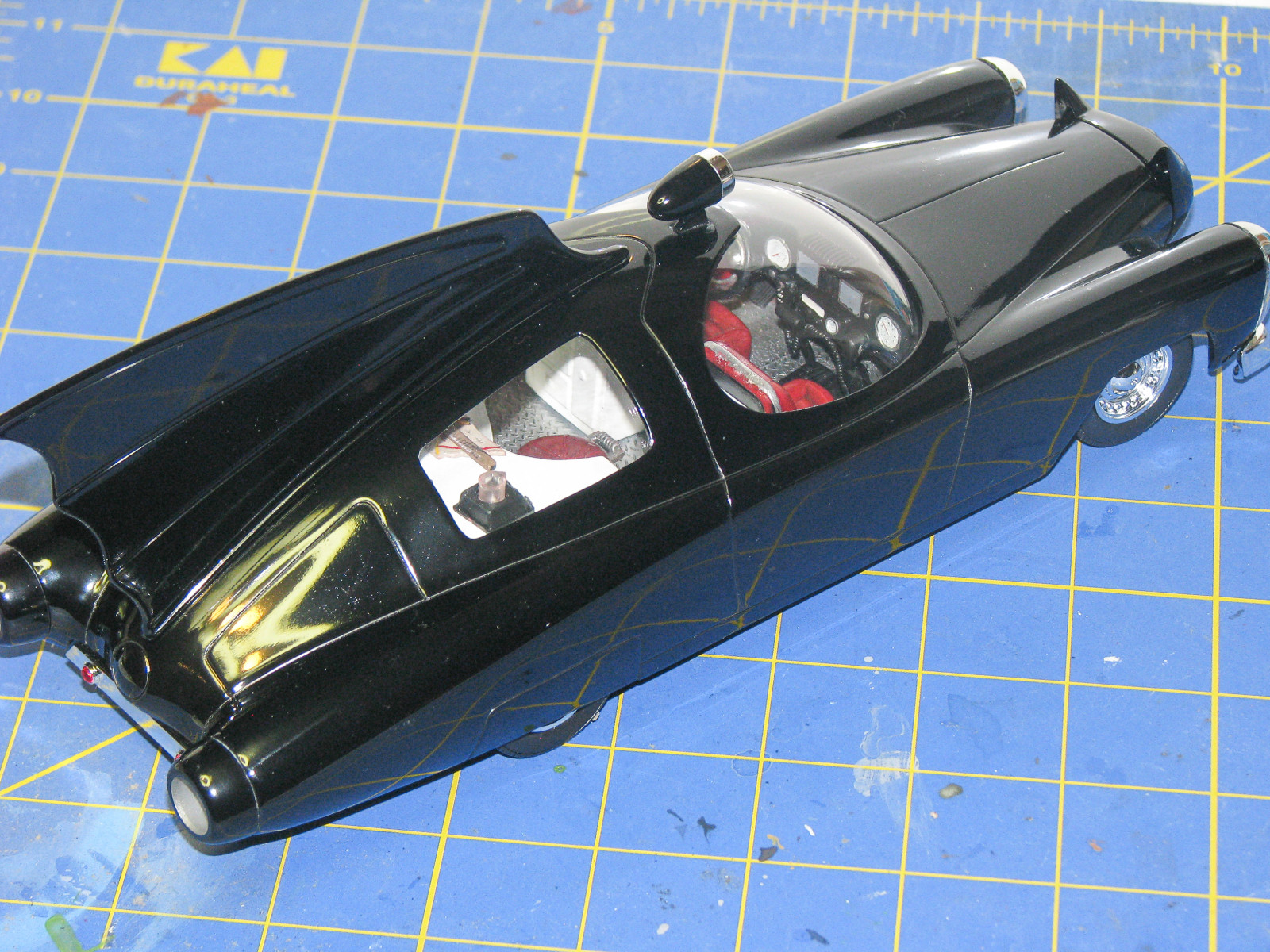 CultTVman Science Fiction 2014 - 1/25 Batmobile Image A082_02