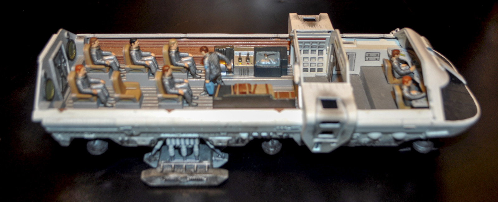 CultTVman Science Fiction 2014 - 1/55 Moon Bus Image A090_03