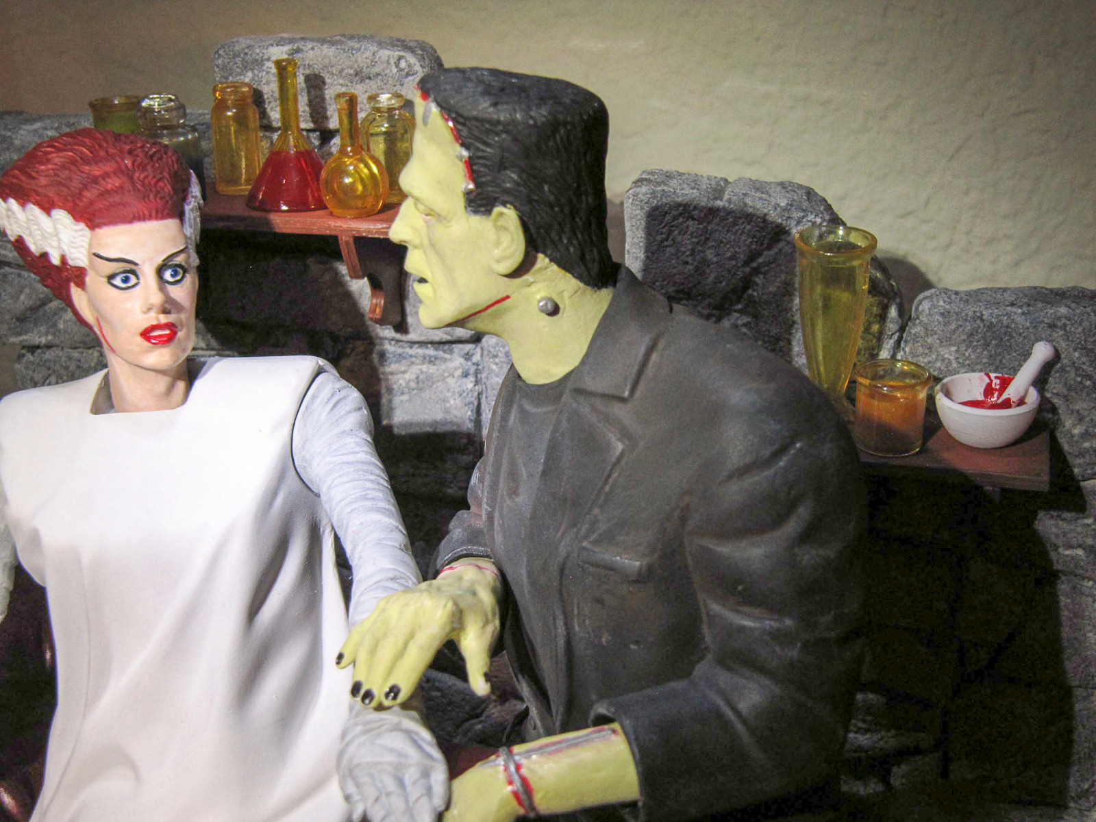 CultTVman Science Fiction 2014 - 1/8 The Bride of Frankenstein Image A096_03