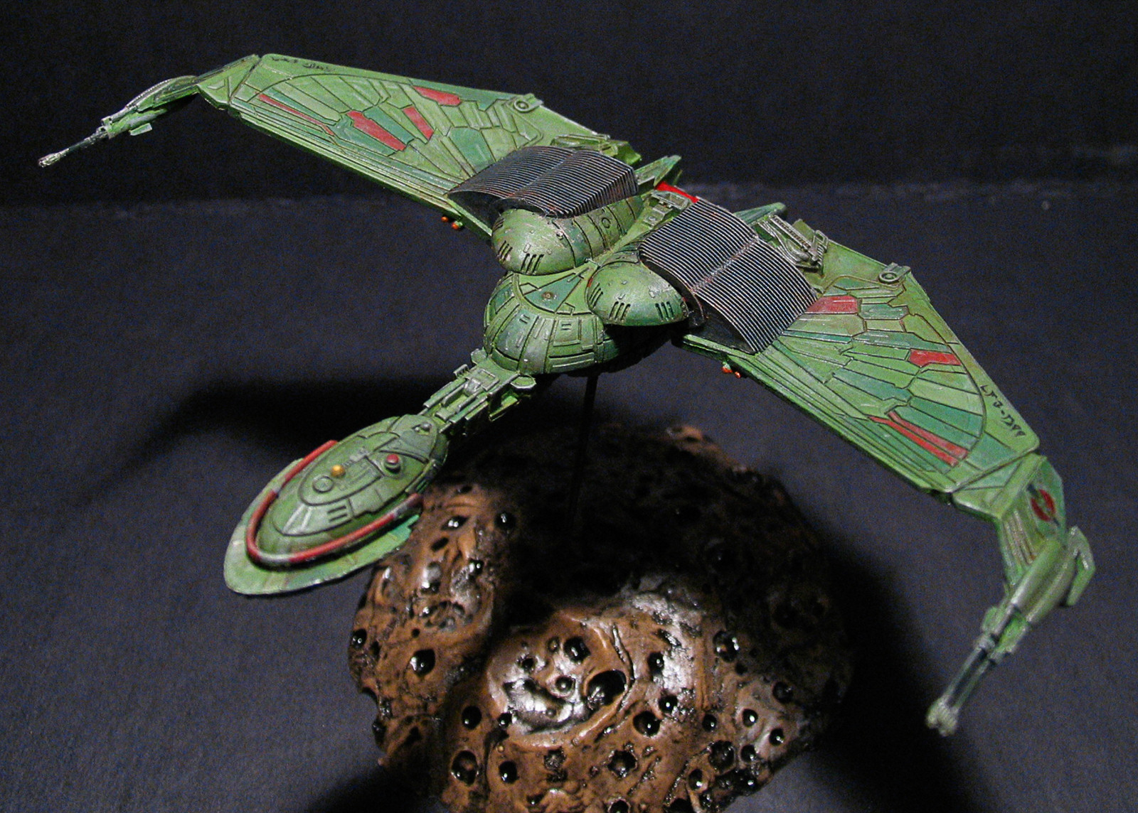 CultTVman Science Fiction 2014 - 1/1000 Klingon Bird of Prey Image A195_01