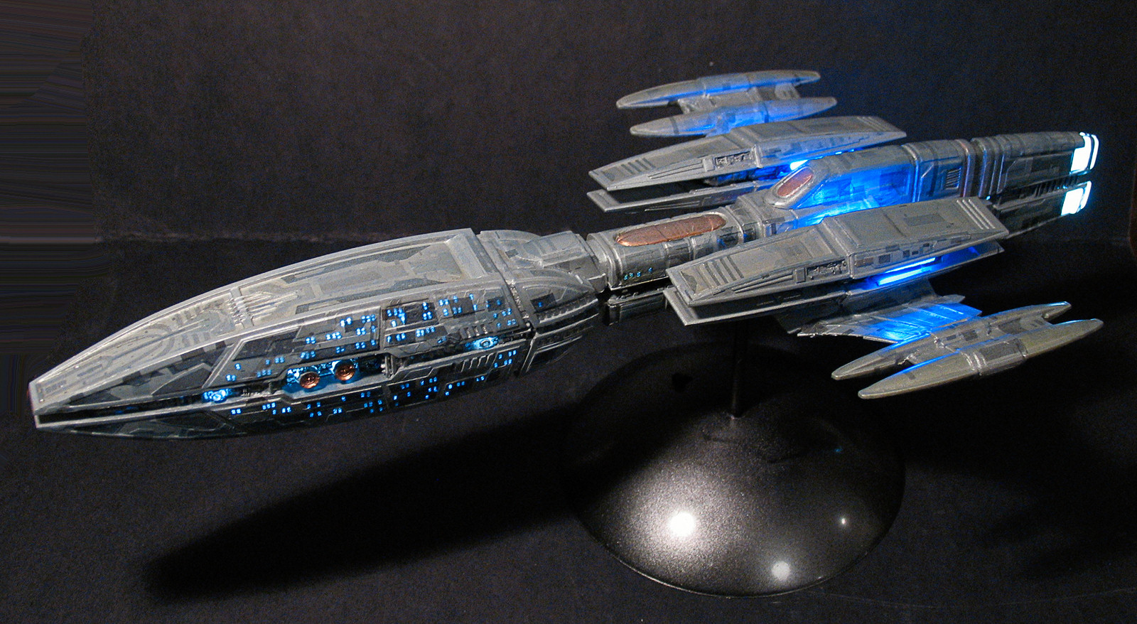 CultTVman Science Fiction 2014 - 1/1000 Andorian Kumari-class Cruiser Image A212_01