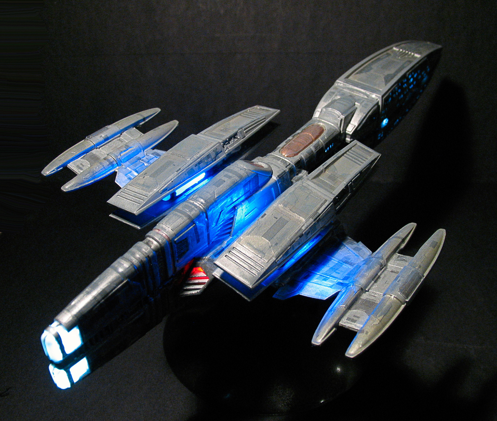 CultTVman Science Fiction 2014 - 1/1000 Andorian Kumari-class Cruiser Image A212_02