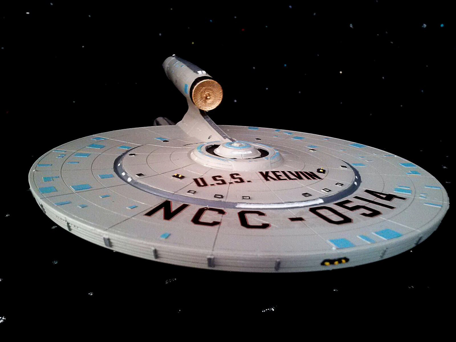 CultTVman Science Fiction 2014 - 1/1000 USS Kelvin Image A234_01