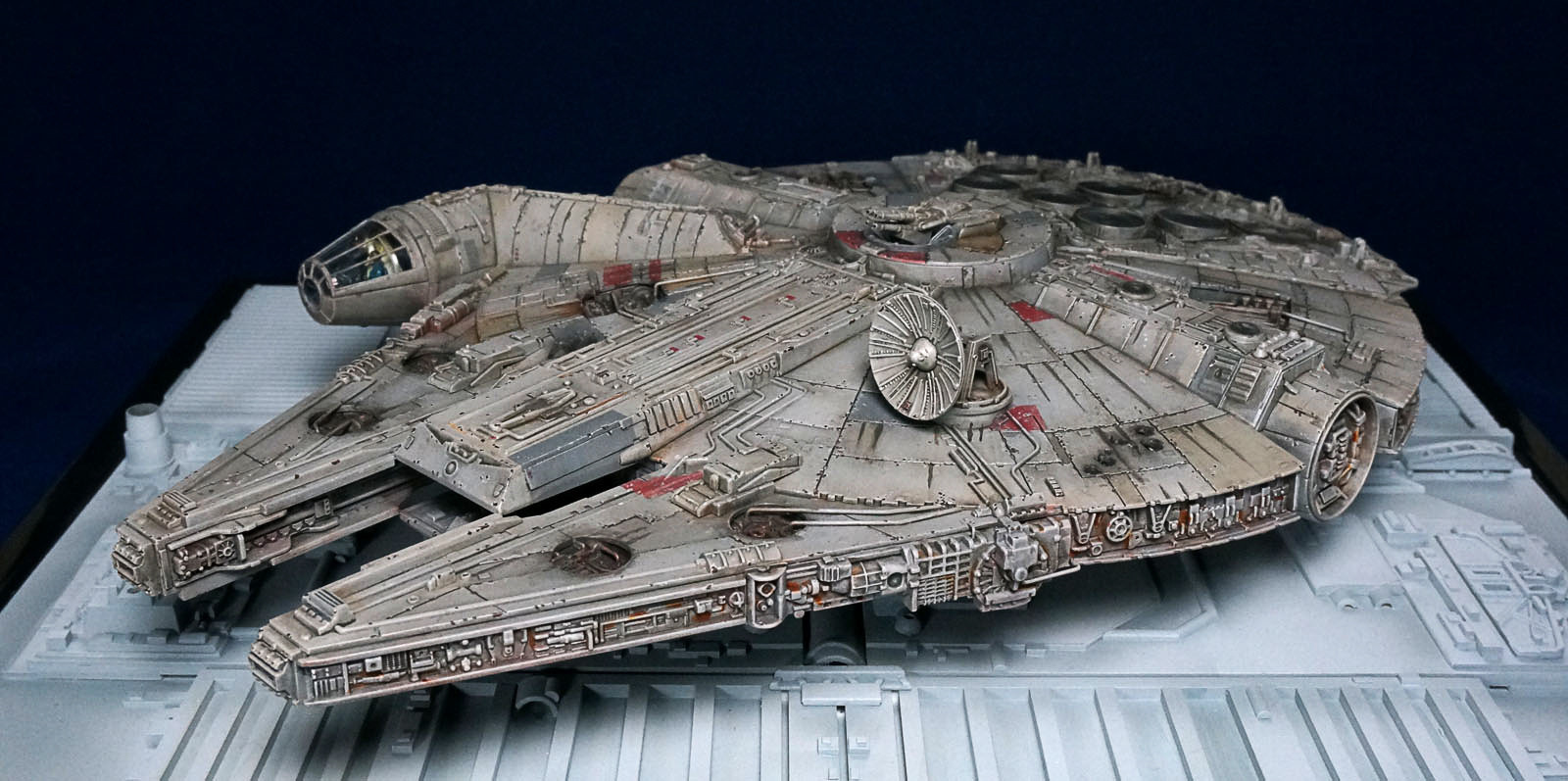 CultTVman Science Fiction 2014 - 1/144 Millenium Falcon Image A270_02