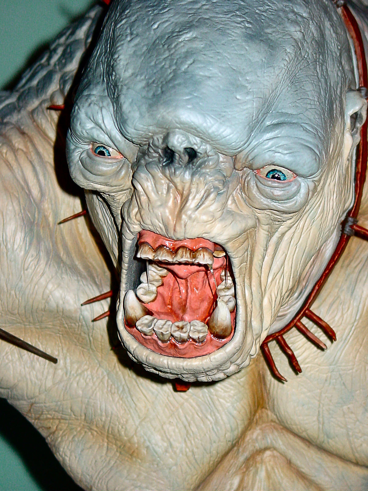 CultTVman Science Fiction 2014 - Cave Troll Bust Image A277_03