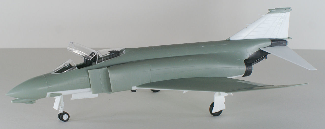 F-4B Phantom IIs Side-By-Side in 1/48th Scale Image 06