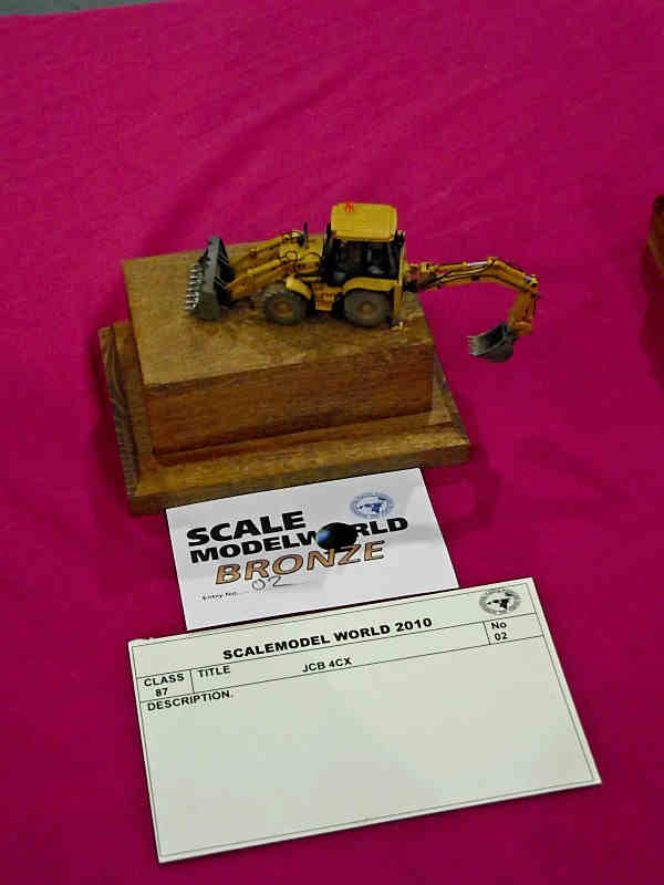 Scale Model World 2010 Contest Room Photo 105